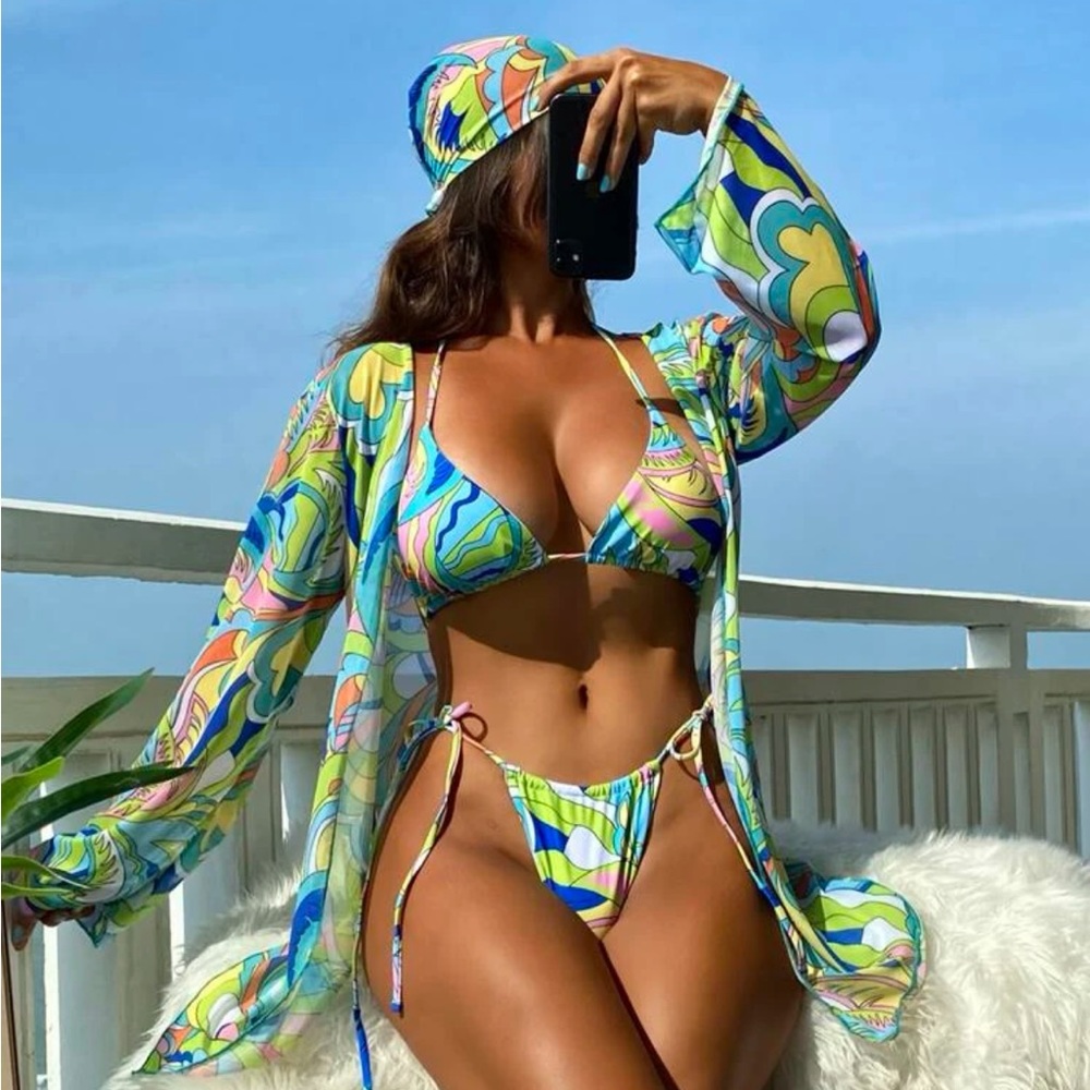 NWTS 4 Piece Printed Bikini Set Bandana & Coverup Size Small